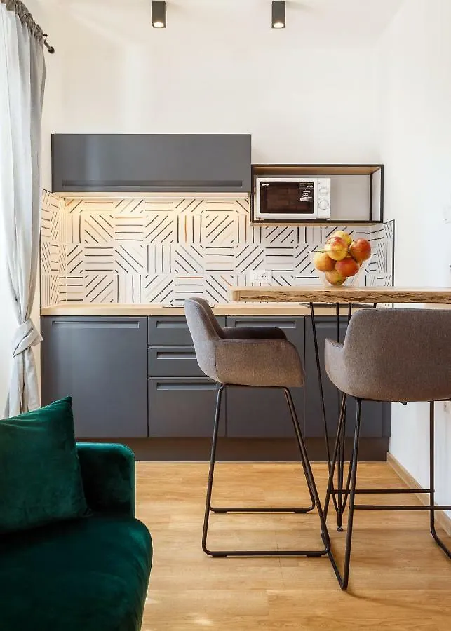 Central Rijeka Apartments CIOTTINA 24